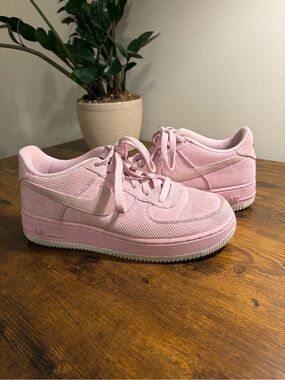 RARE Nike Air Force 1 LV8 sneakers Light Arctic Pink Corduroy Size 6Y